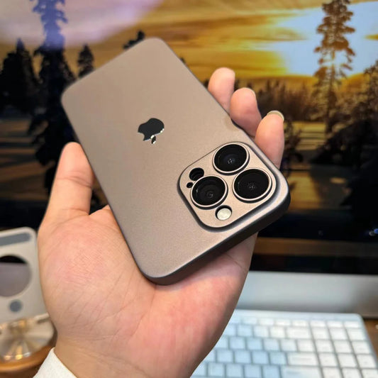 Apple 16/15/14/13/12 lens protection ultra-thin skin-feel PC matte phone case